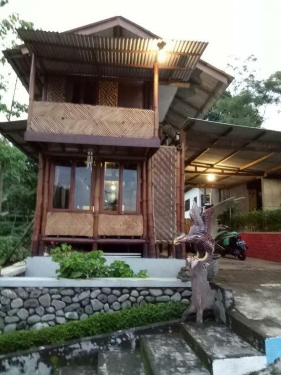 Kahyuna Guesthouse Bromo Exterior photo